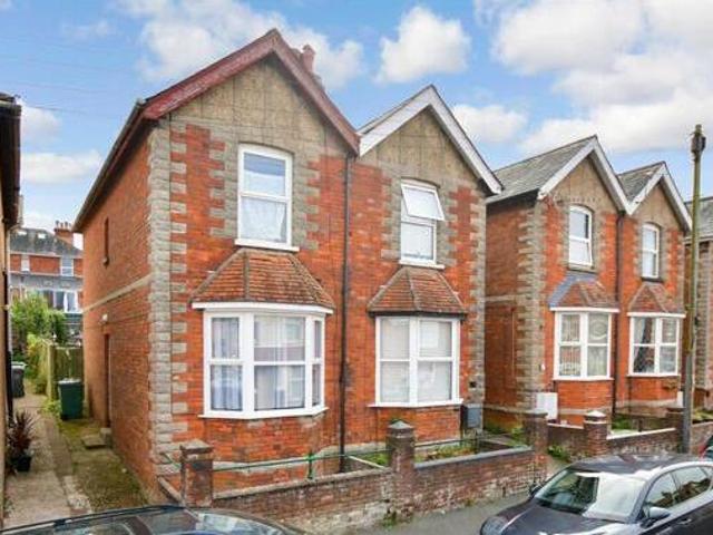 2 Bedroom Semi detached House For Sale In East Cowes