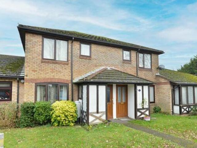 2 Bedroom Semi detached House For Sale In New Milton, Hampshire