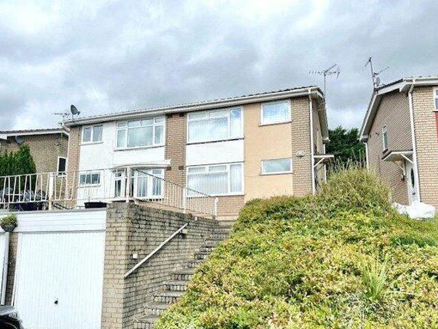 2 Bedroom Semi detached House For Sale In Stourport on severn