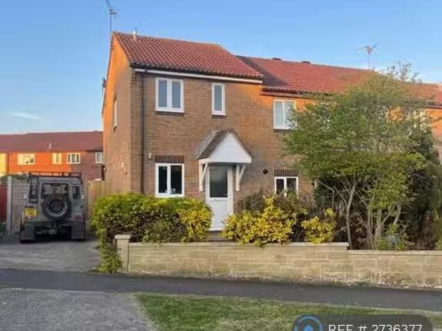 2 bedroom semi detached house for rent in The Toose, Yeovil, B.