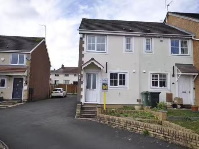 2 bedroom semi detached house for rent in Whitebeam Close, Gor.