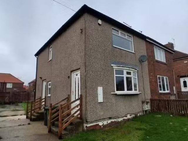 2 bedroom semi detached house for rent in William Morris Terra.