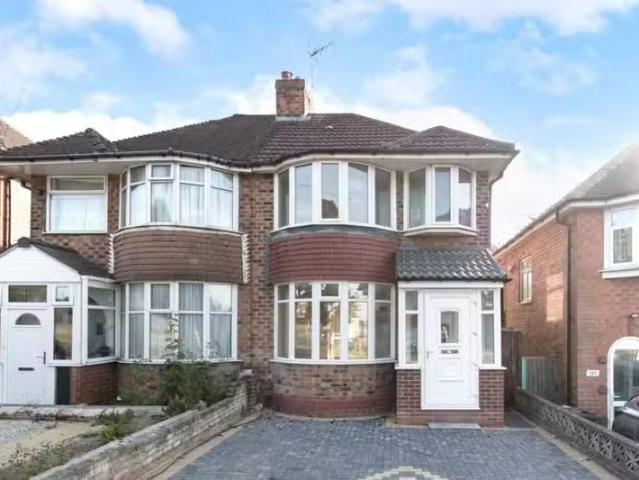 2 bedroom semi detached house for rent in Barnes Hill, Birming.