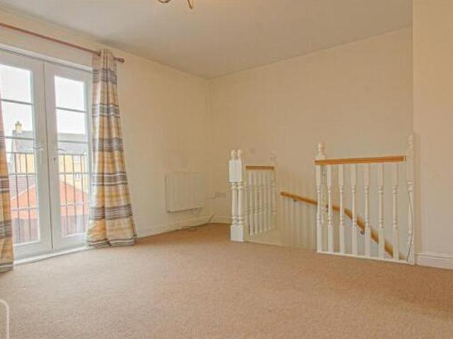 2 Bedroom Semi detached House For Rent In Colchester, Essex