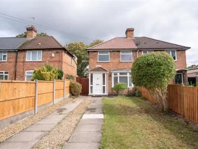 2 bedroom semi detached house for rent in Hazelville Road, Bir.