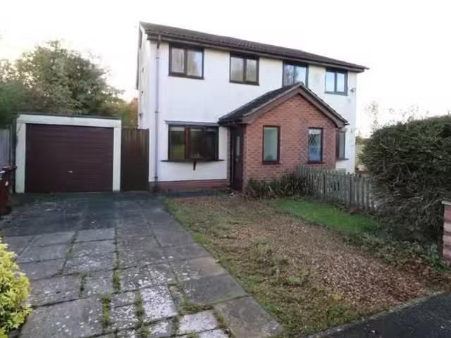 2 bedroom semi detached house for rent in Mostyn Avenue, Heswa.
