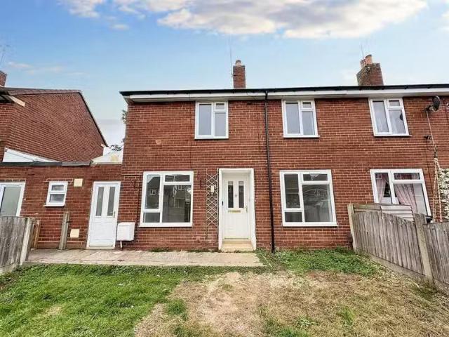 2 bedroom semi detached house for rent in Stickley Lane, Dudle.