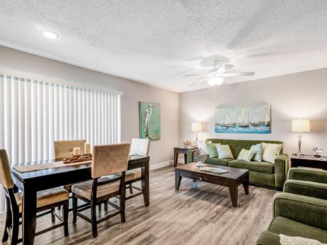 2 bedroom, Seminole FL 33772 LS104086862