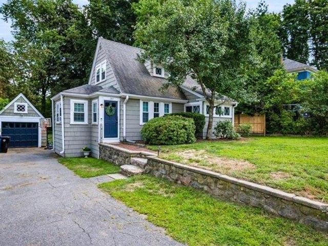 2 bedroom, Sharon MA 02067 105386292