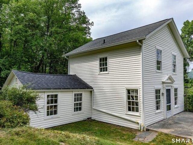 2 bedroom, Sharon CT 06069 105417638