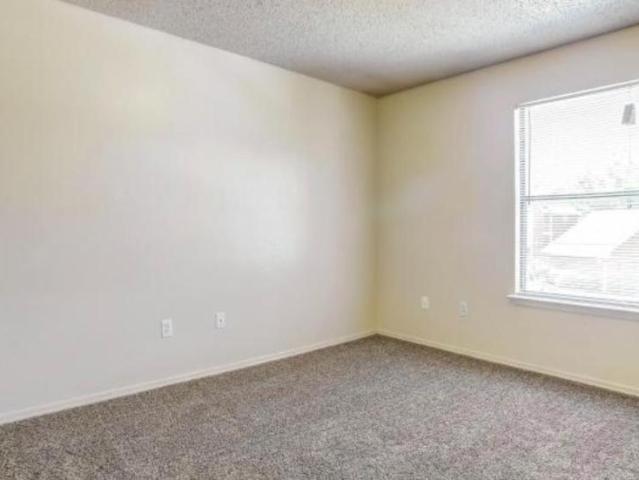 2 bedroom, Shawnee OK 74804 94226829
