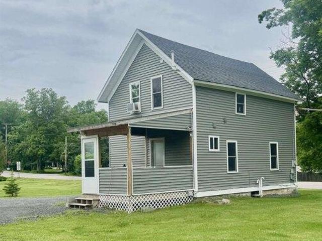 2 bedroom, Shelburne VT 05482 105536999