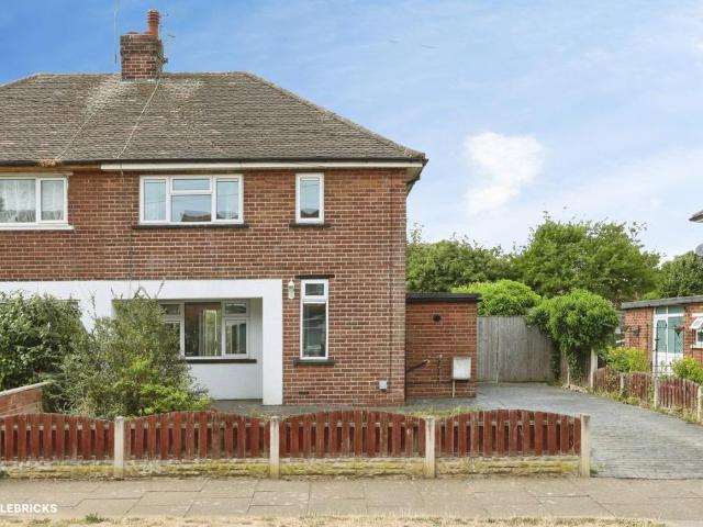 2 bedroom semi detached house for sale