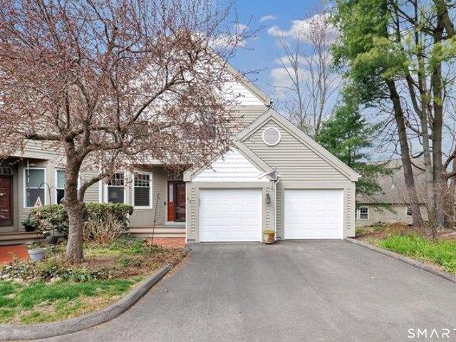 2 bedroom, Shelton CT 06484 104835586
