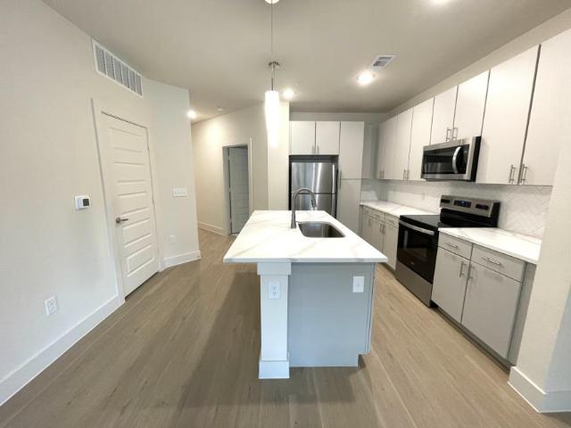 2 bedroom, Sherman TX 75092 102152442