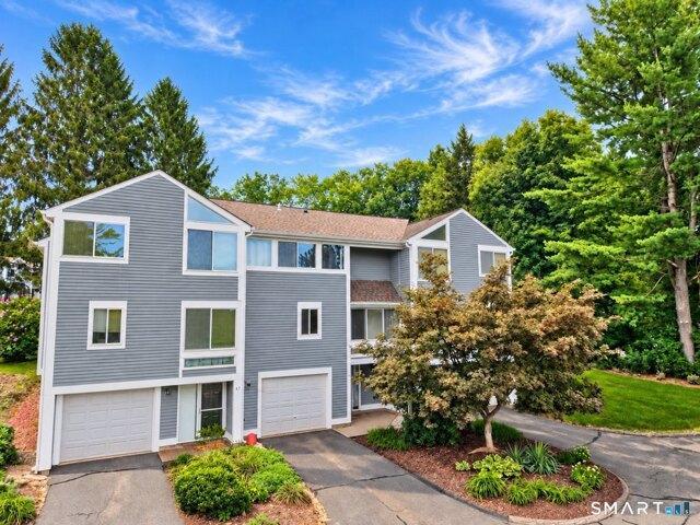2 bedroom, Simsbury CT 06070 105422952