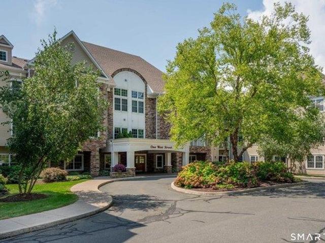 2 bedroom, Simsbury CT 06070 105551662