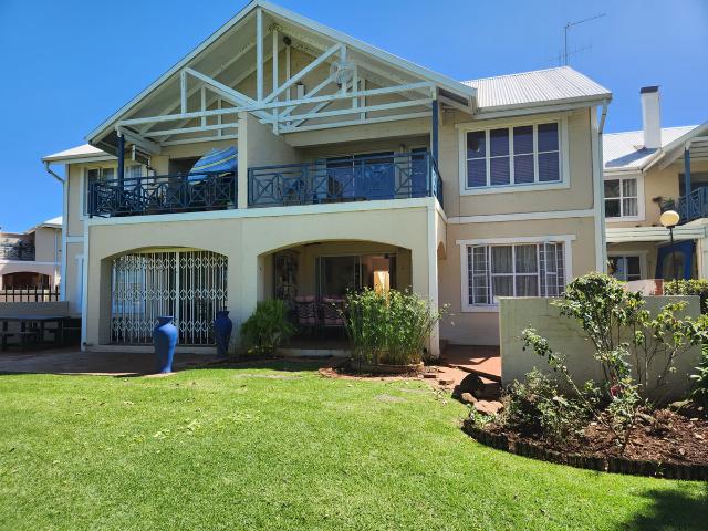 2 Bedroom Simplex To Let in Caribbean Beach