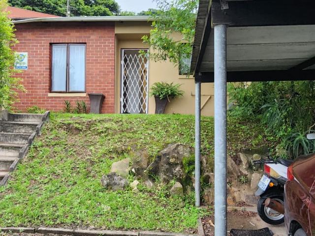 2 Bedroom Simplex To Let in Ashley