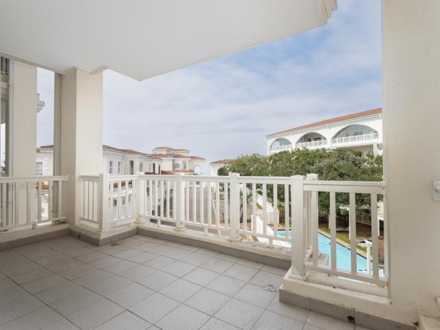 2 Bedroom Simplex To Let in La Lucia