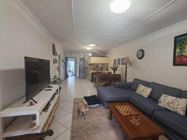 2 Bedroom Simplex To Let in Warner Beach