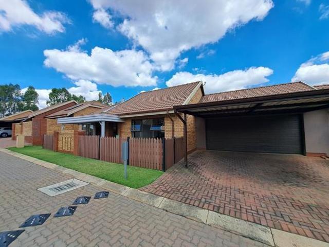 2 Bedroom Simplex in Eldoraigne