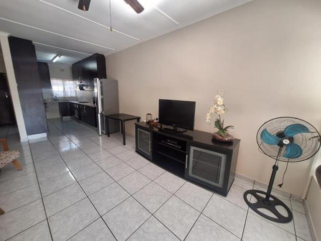 2 Bedroom Townhouse in Meer En See