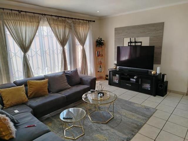 2 Bedroom Simplex in Montana