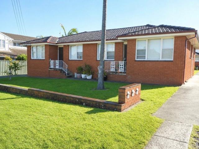 2 Bedroom single level unit