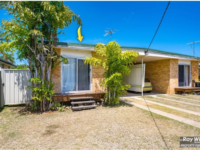 2 BEDROOM SPACIOUS BRICK UNIT WITH PRIVATE BALCONY + CARPORT IN POPULAR FRENCHVILLE LOCATION