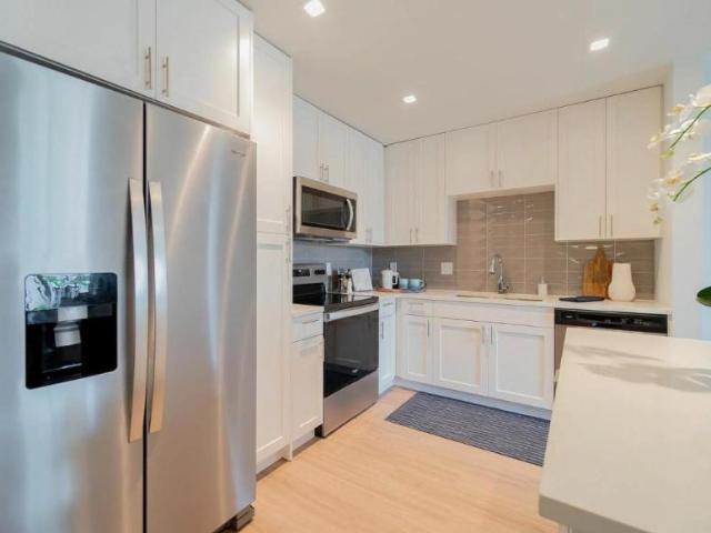 2 bedroom, Stuart FL 34994 LS105734321