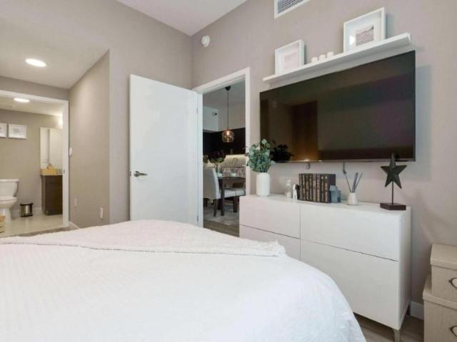 2 bedroom, Stuart FL 34997 LS104344027