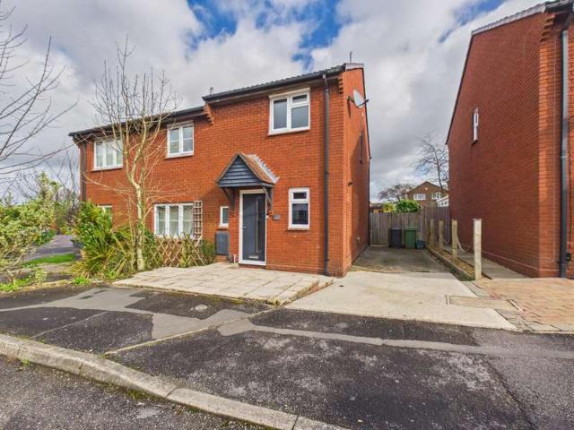 2 Bedroom Studio Flat
