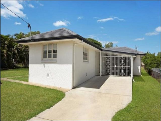 2 bedroom + Study and yard maint inc. Mansfield Catchment