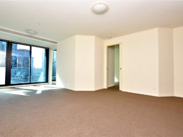 2 Bedroom Stunner in Southbank ONE Enjoy Southbank's Best Location!