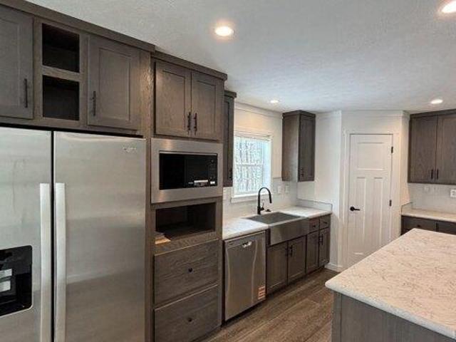 2 bedroom, Sturbridge MA 01566 105475014