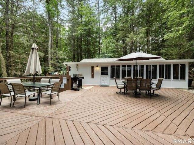 2 bedroom, Stafford CT 06076 105290887
