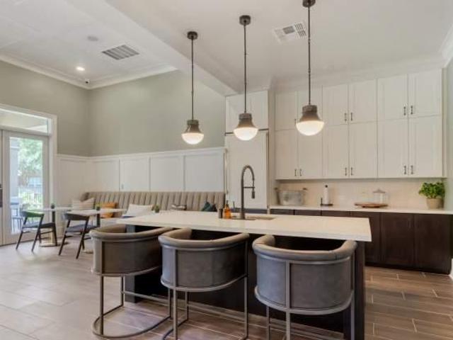 2 bedroom, Stafford TX 77477 104861124