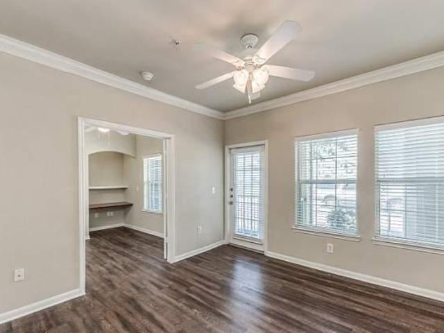 2 bedroom, Stafford TX 77477 104862137