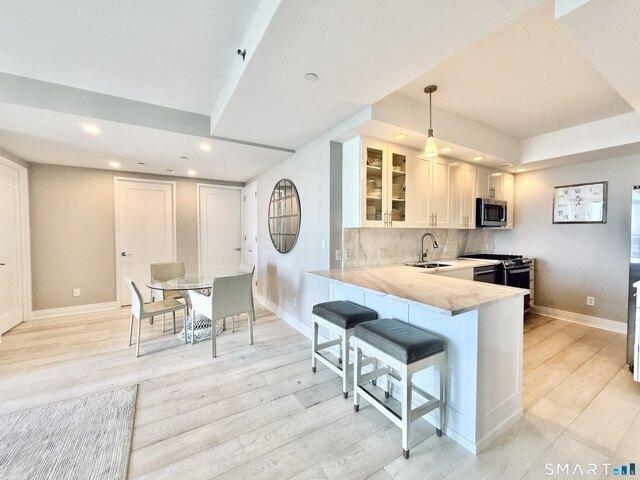 2 bedroom, Stamford CT 06901 105443121