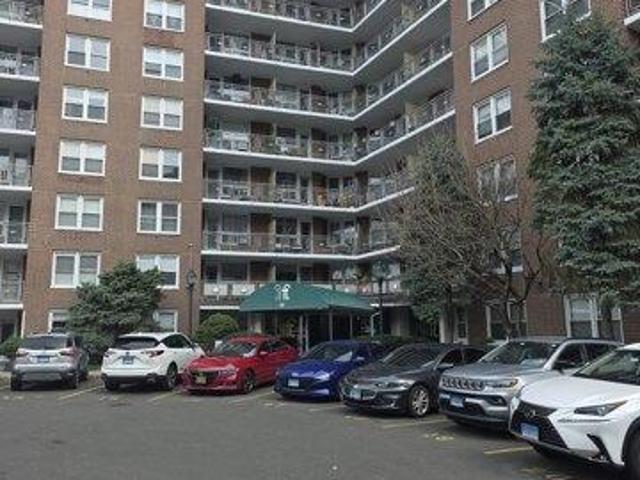 2 bedroom, Stamford CT 06902 105424159