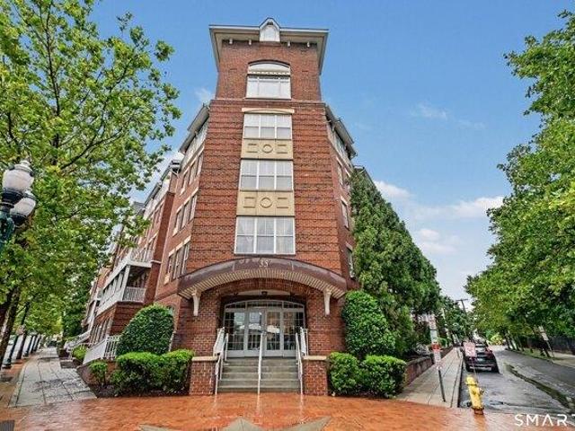 2 bedroom, Stamford CT 06902 105473988