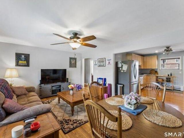 2 bedroom, Stamford CT 06902 105494331