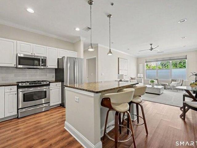 2 bedroom, Stamford CT 06902 105532703