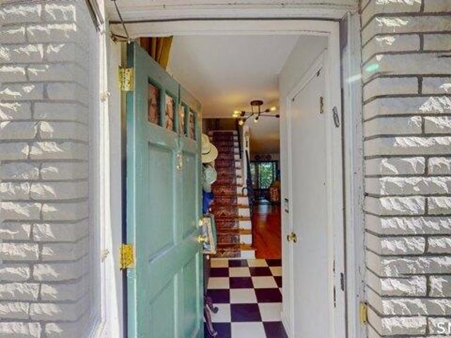2 bedroom, Stamford CT 06902 105551518