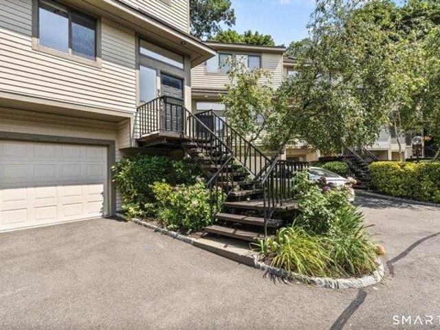 2 bedroom, Stamford CT 06905 104788861