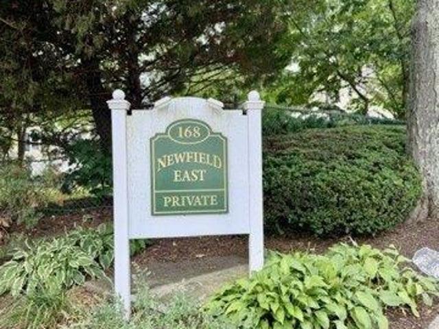 2 bedroom, Stamford CT 06905 104810874