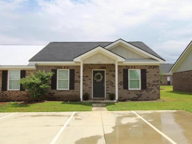 2 bedroom, Statesboro GA 30458 102998099