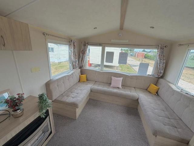 2 bedroom static caravan to rent