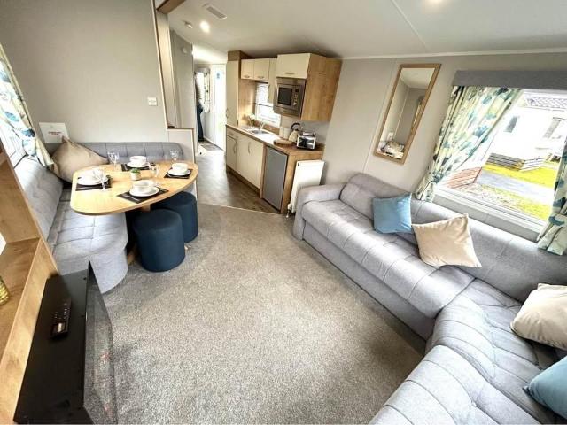 2 bedroom static caravan to rent